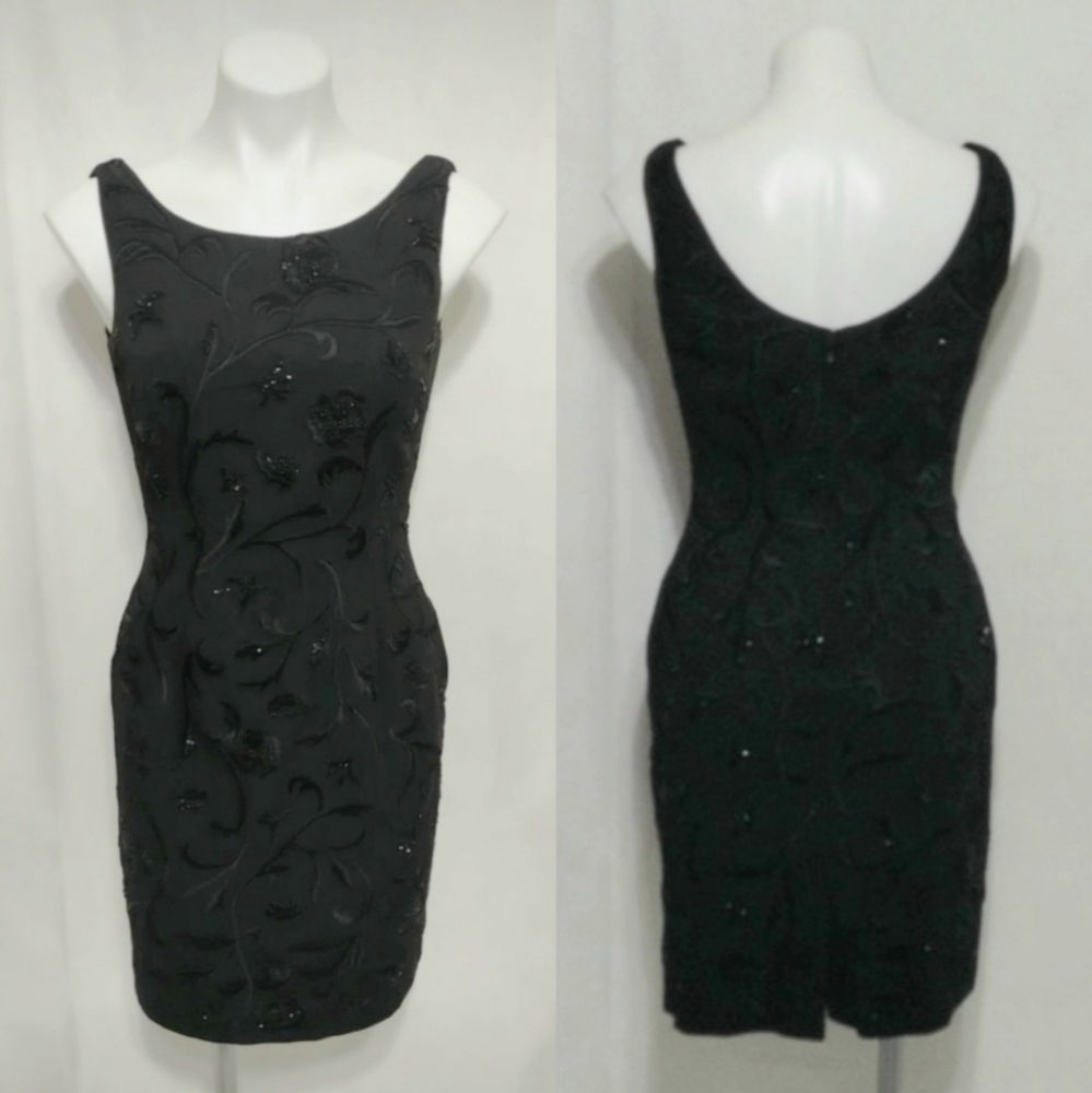 Carmen Marc Valvo Black Beaded Embroidered Floral Formal Evening Dress Size 6